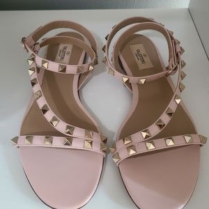 Valentino Rockstud sandals Size 8.5